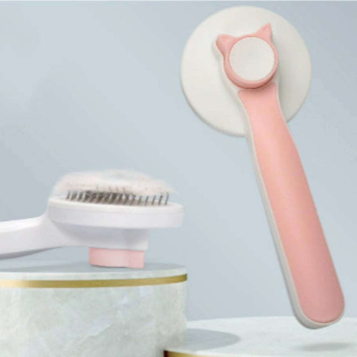 Whisker Brush in pink